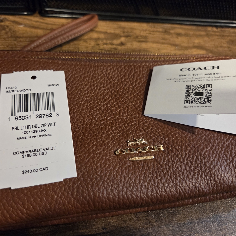 Coach Pebbled Leather Wristlet - Brown - Picture 8 of 9